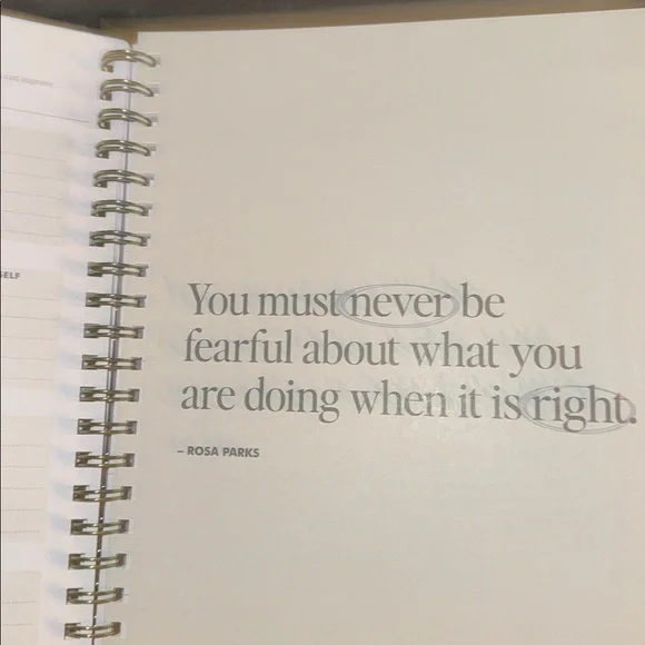 The Everygirl 2026 Lavender Planning Calendar - Picture 9 of 11